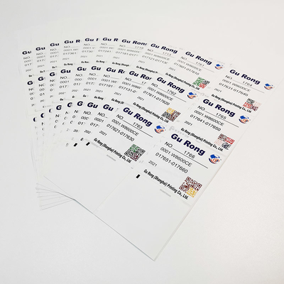 La etiqueta variable brillante de los datos que imprime BOPP impermeabiliza etiquetas engomadas del código de Qr