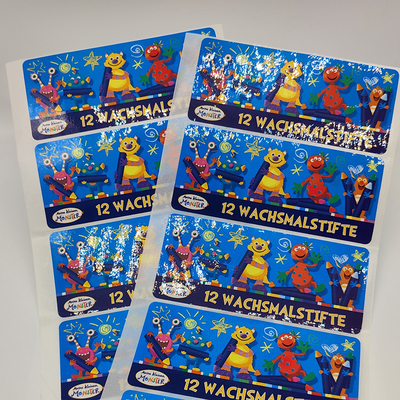 Las etiquetas autoadhesivas adhesivas de la película de BOPP barnizan a Matte Laminated Sticker Paper brillante