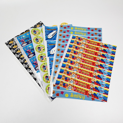 Las etiquetas autoadhesivas adhesivas de la película de BOPP barnizan a Matte Laminated Sticker Paper brillante