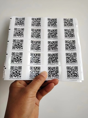Se cortan besos de diferentes tamaños Etiquetas adhesivas personalizadas de etiquetas inteligentes de Qr